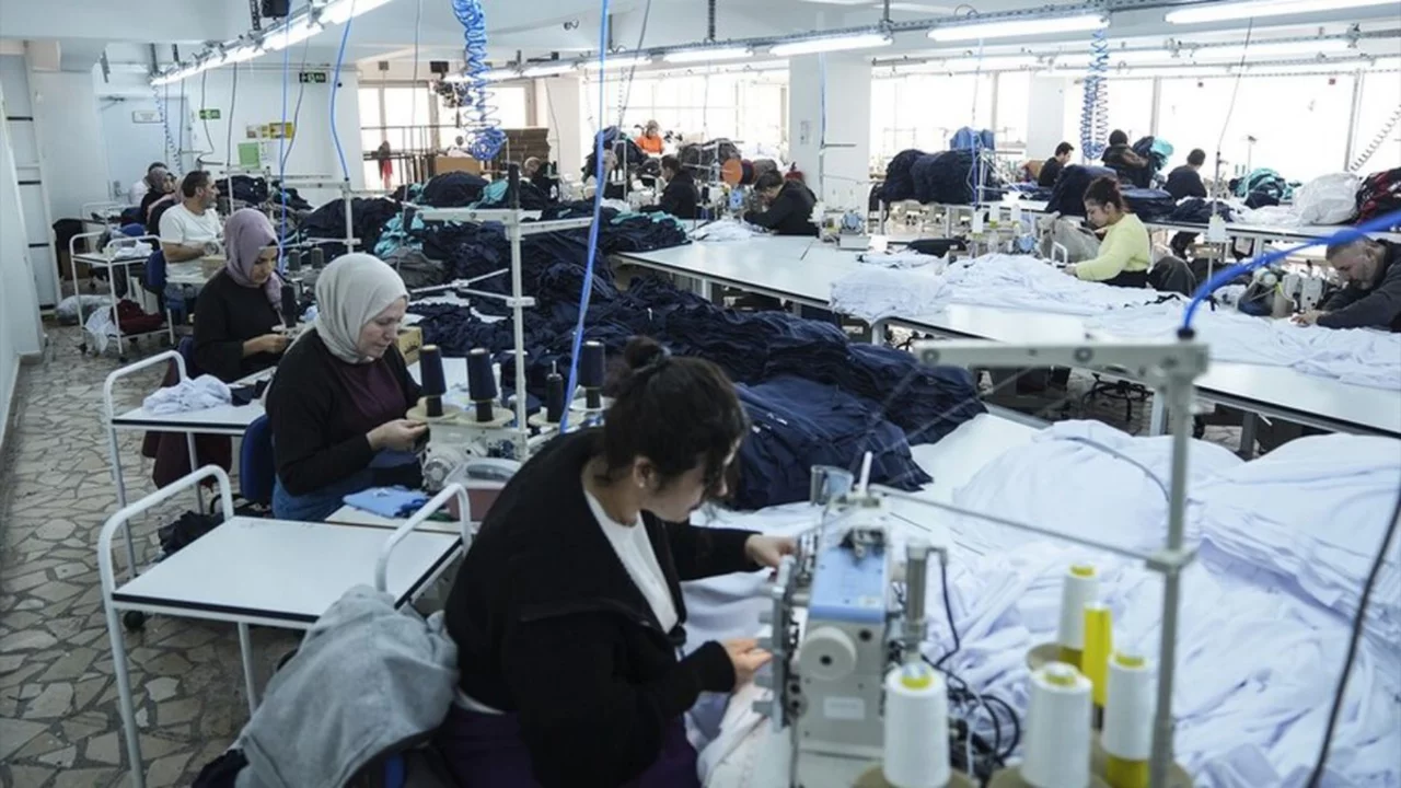 İtalyan markalarının &uuml;retim &uuml;ss&uuml; İstanbul: T&uuml;rk tekstili y&uuml;kselişte