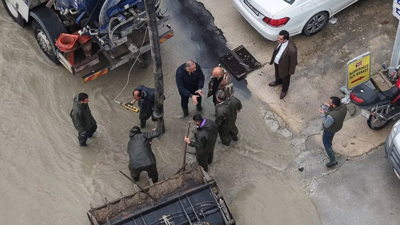 Bu görüntüler sonrası okullar tatil edildi!