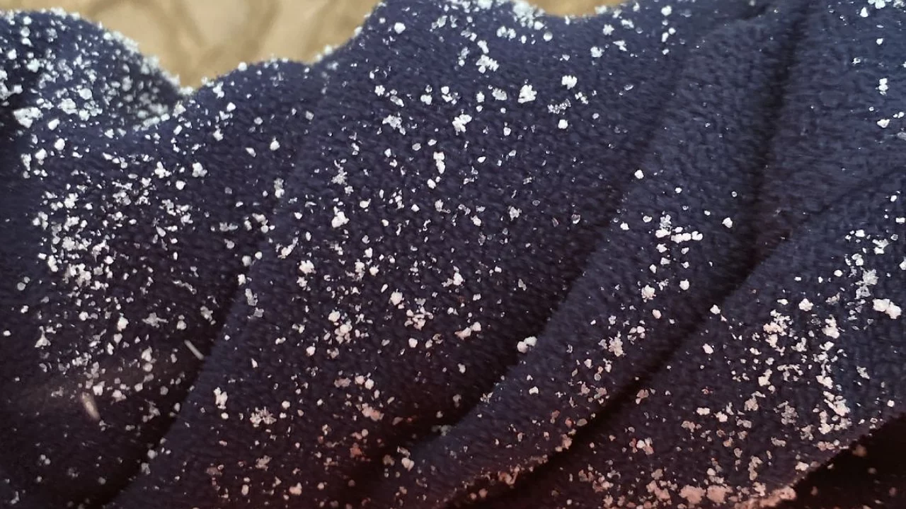 Bursa'da zirveden başlayan kar, kente inmeye başladı!