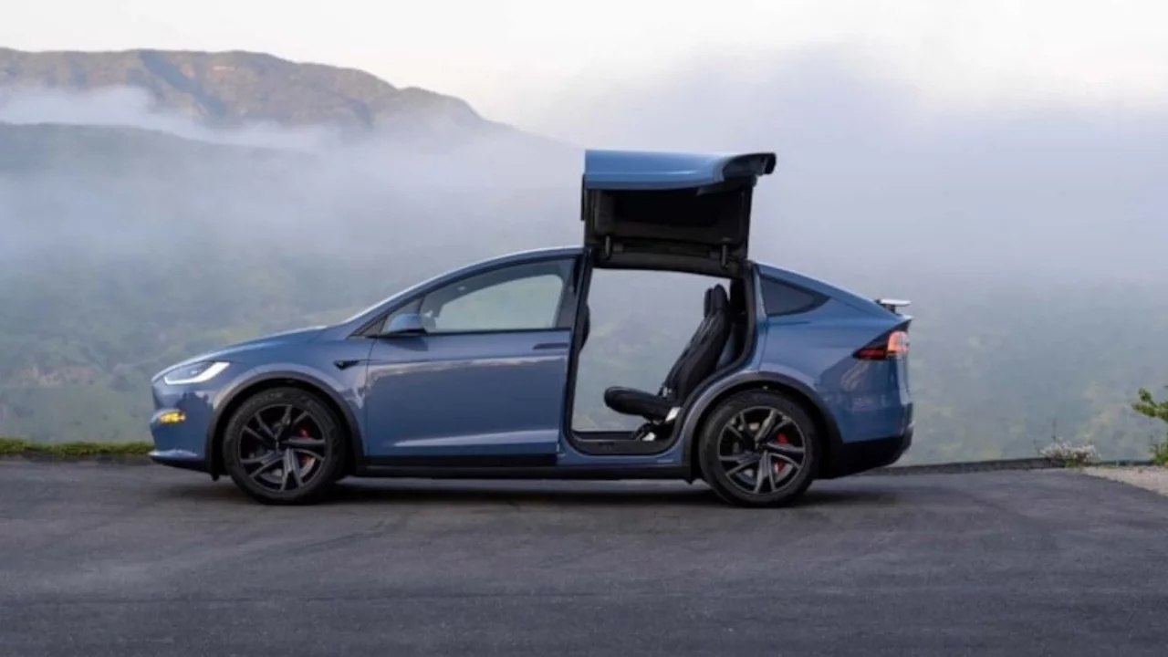 Tesla'dan Model S ve Model X'e veda: Sınırlı üretim mod...