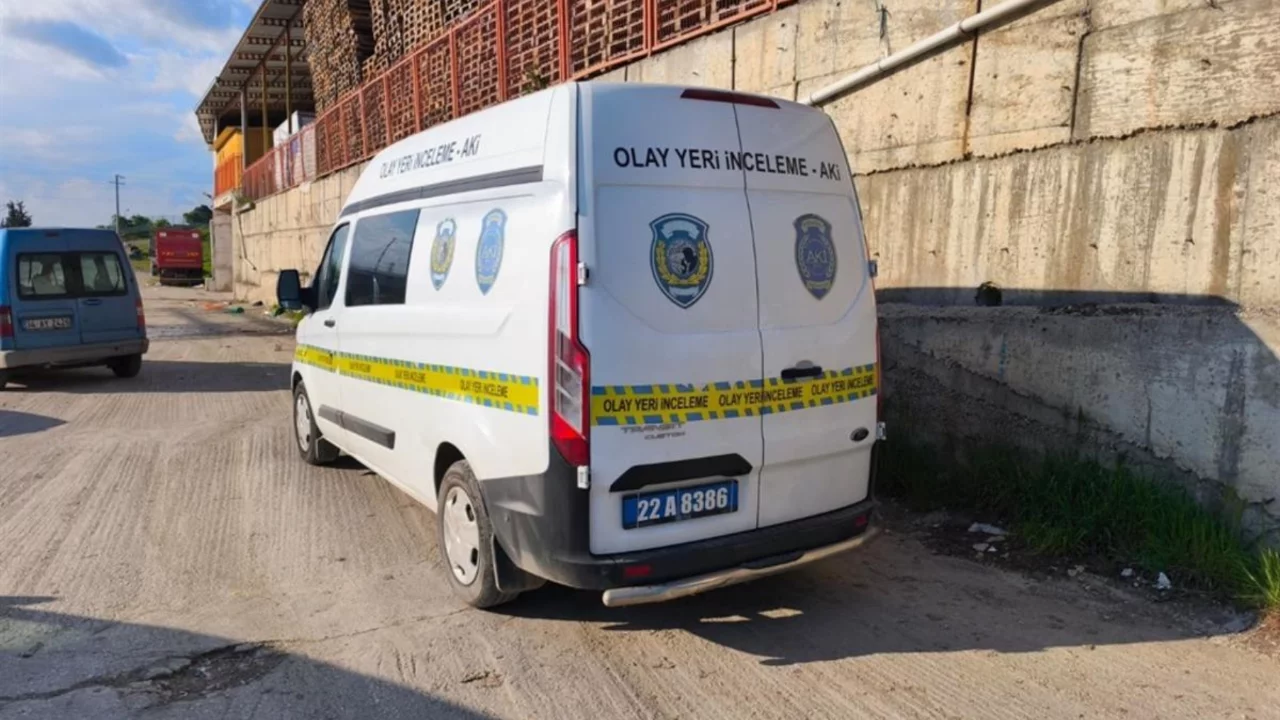 Kardeşinin katilinin cezaevinden çıkmasını bekledi, çıktığı an katletti!