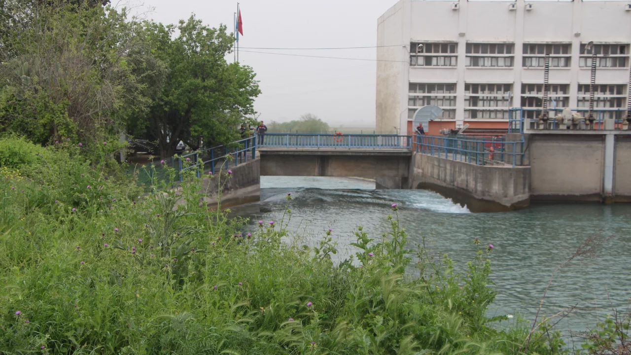 Sulama kanalına giren 16 yaşındaki çocuk kayboldu