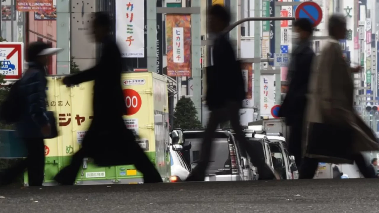 Japonya'da günde ortalama 210 kişi evinde yalnız ölüyor