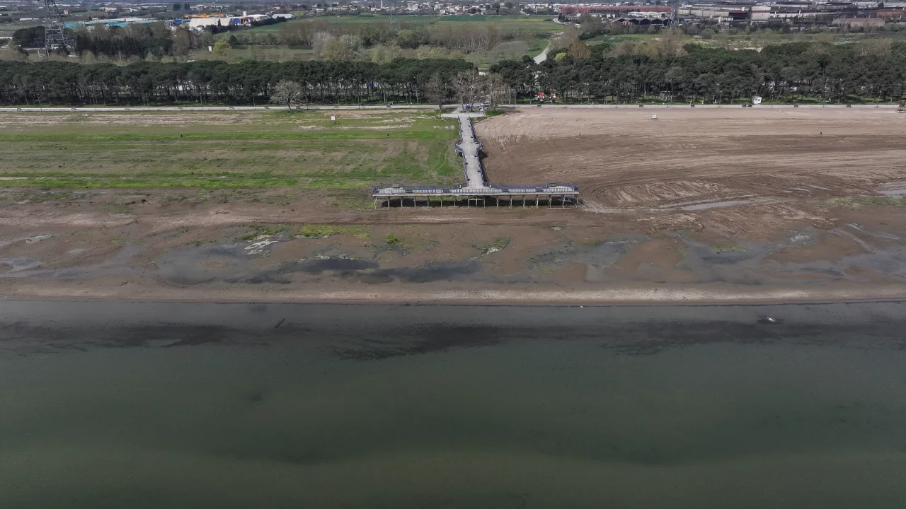 İznik Gölü için tehlike çanları! Yağışlar fayda etmedi