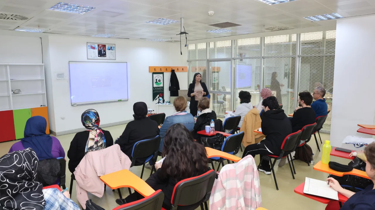 Osmangazi belediyesi girişimci adaylarını yarınlara hazırlıyor