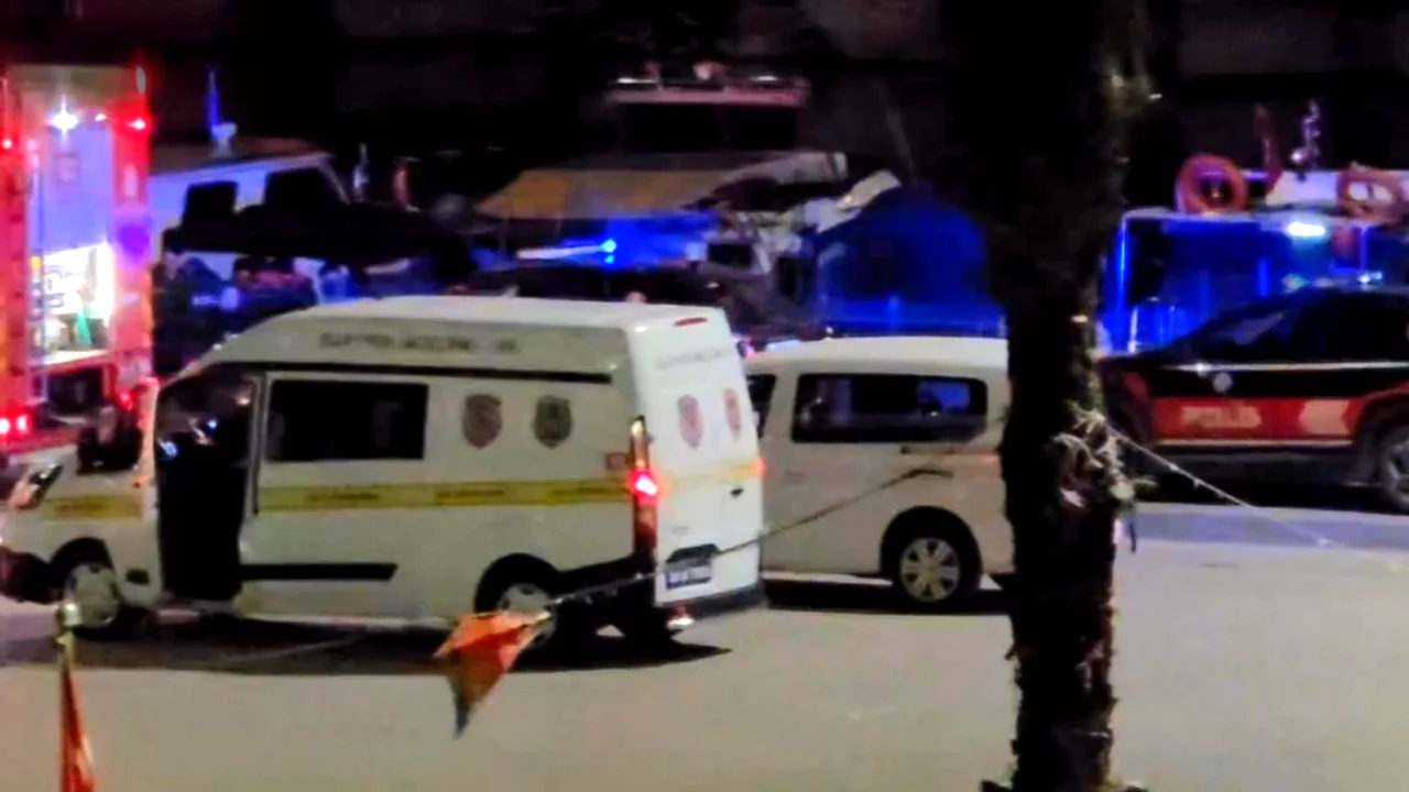 Yat yangınında 1 kişi can verdi