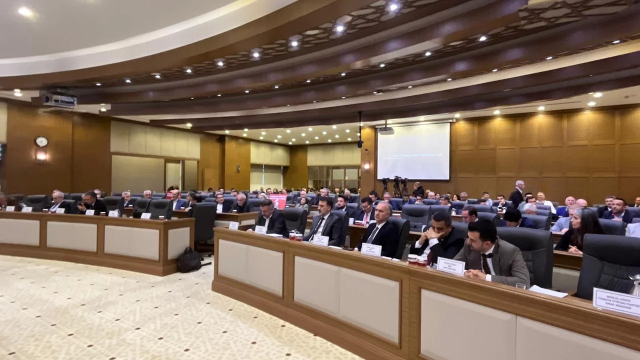 Bursa Büyükşehir'de Çınarcık Barajı polemiği! Tamamlanacağı tarih belli oldu