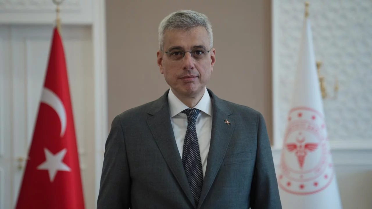 Bakan Memişoğlu: Her türlü bağımlılıkla mücadele etmeye...