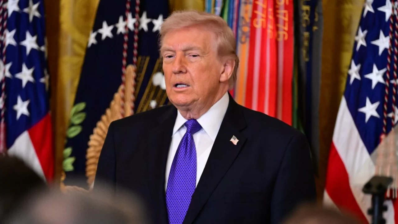 ABD Başkanı Trump, İran'la geçici ateşkesi uzattığını açıkladı
