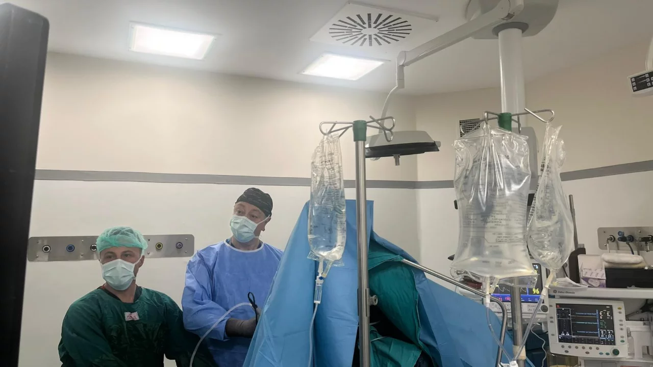 Kalça ağrısına kapalı cerrahiyle konforlu çözüm
