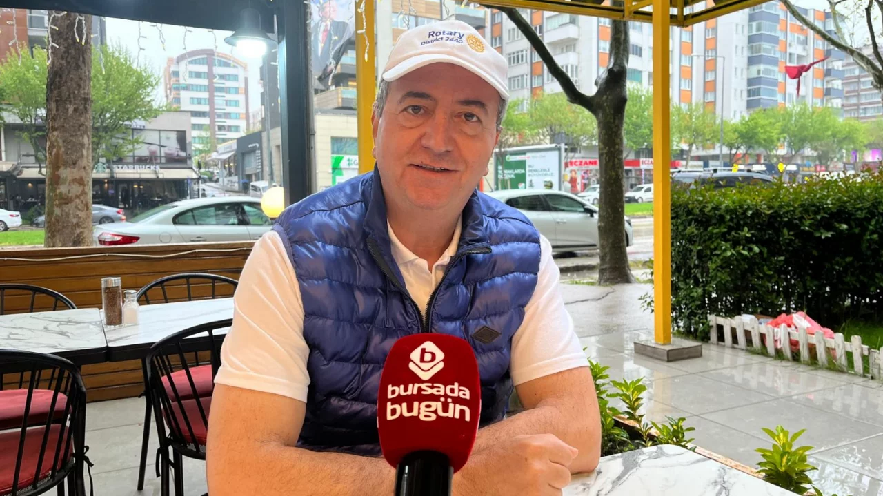 Bursa'da nostalji rüzgarı! Klasik otomobiller 25 Nisan'da yola çıkıyor...