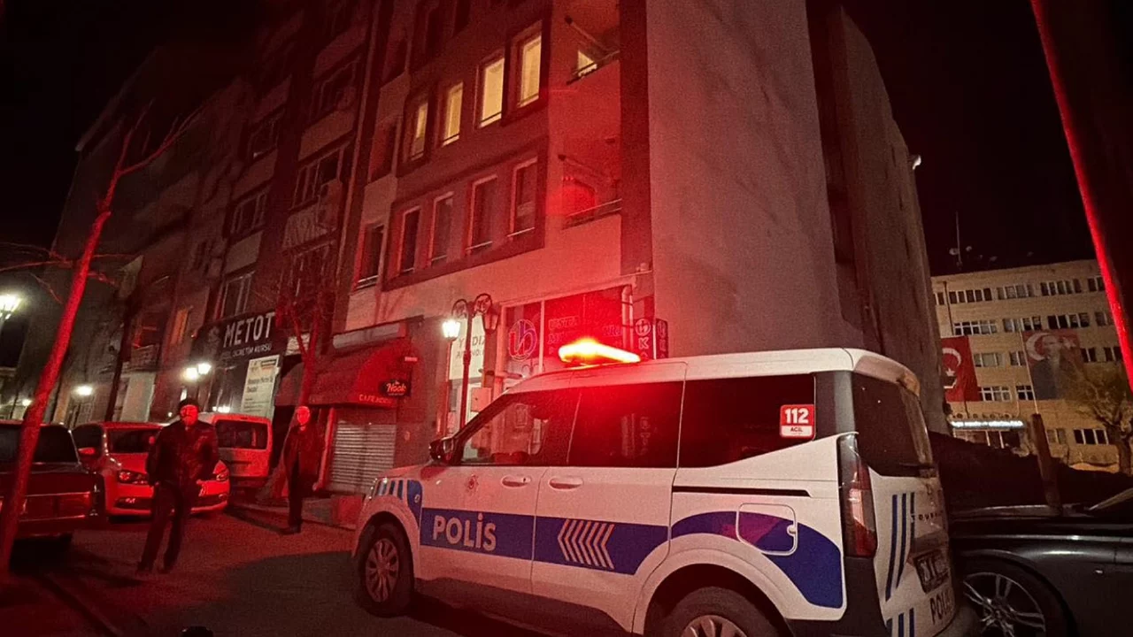 Yaşlı kadın yalnız yaşadığı evde &ouml;l&uuml; bulundu