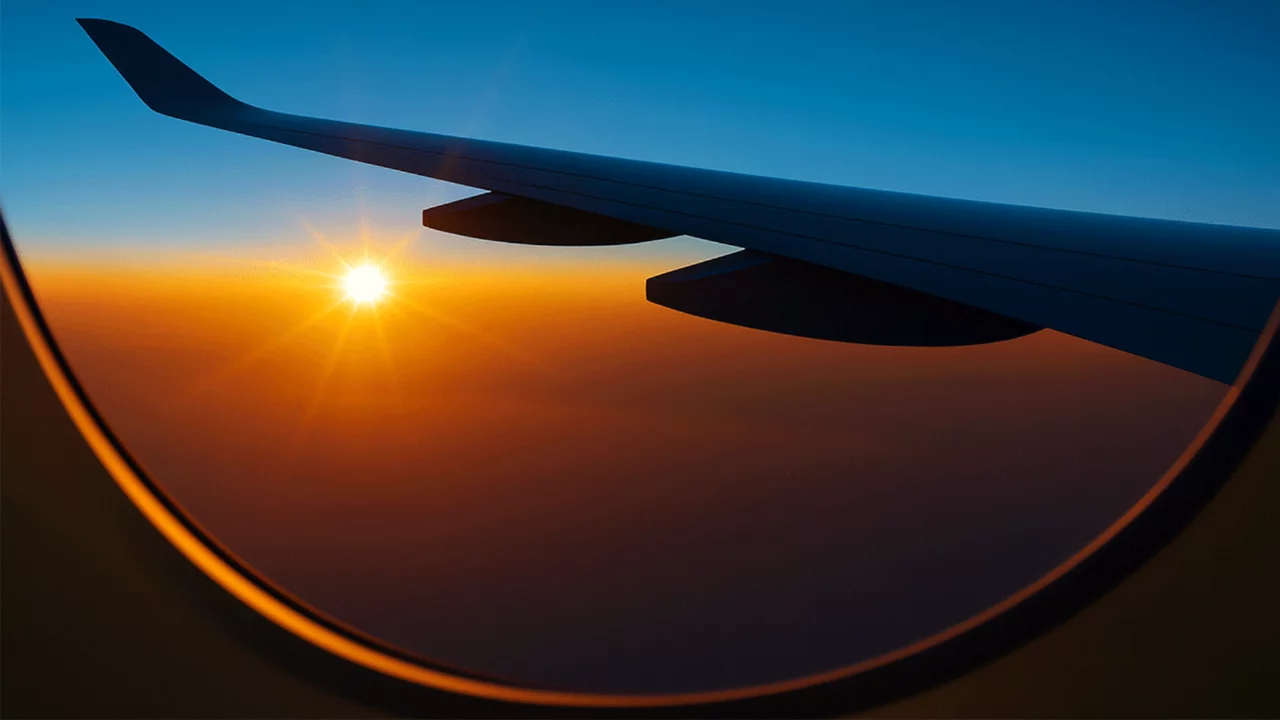 ABD'de hava yolu şirketleri yakıt maliyetleri nedeniyle...