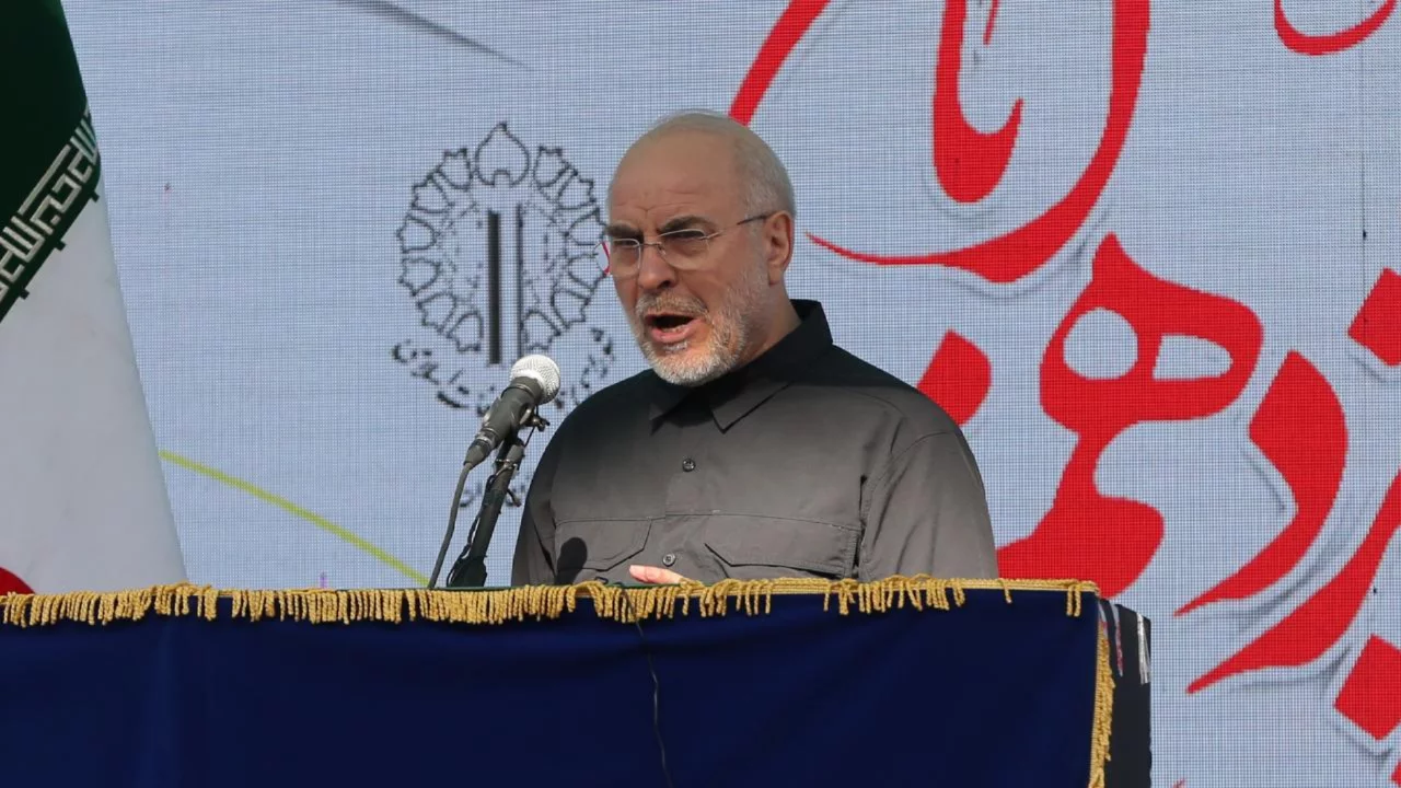 İran Meclis Başkanı Kalibaf: Sinirlenin ve sinirinizden...