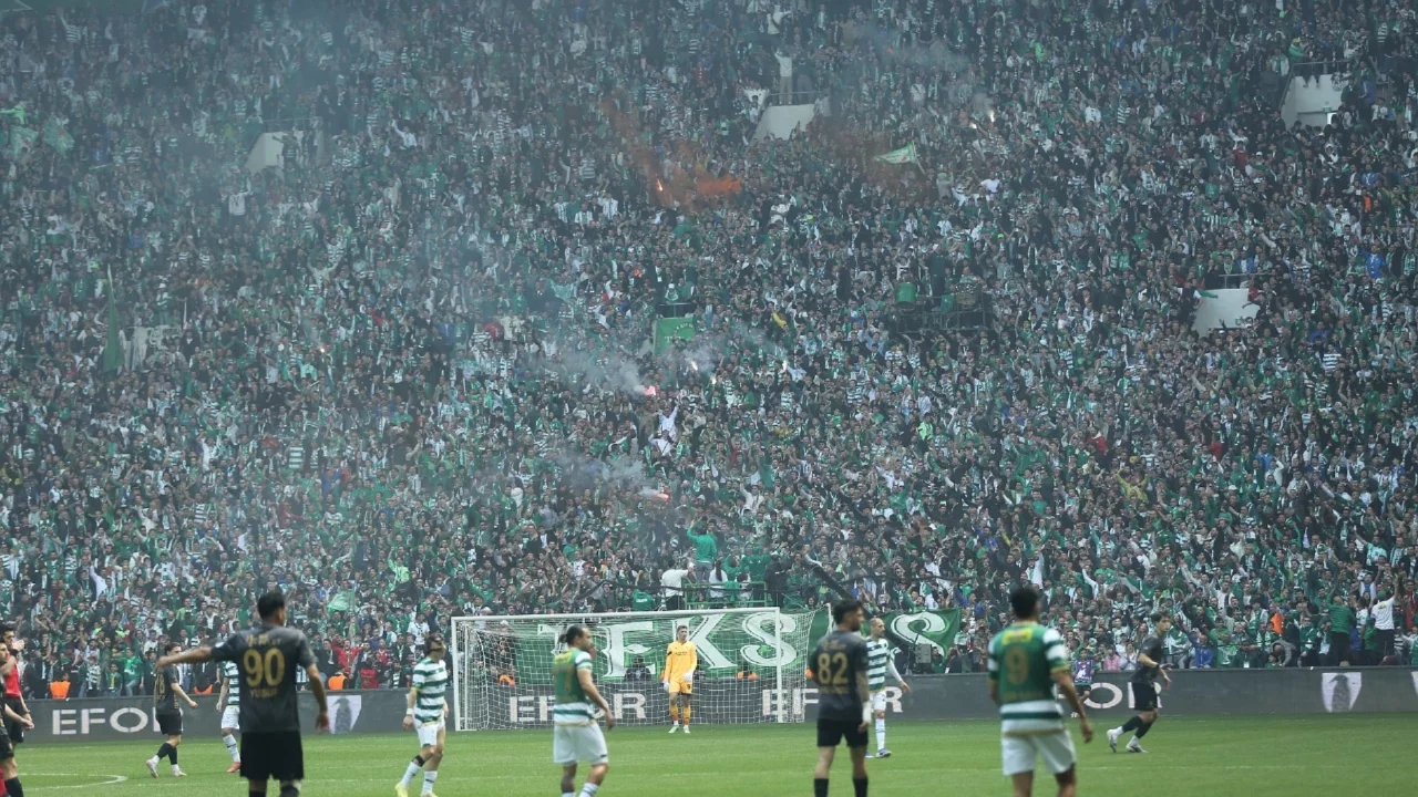 Bursaspor, 2. lige Aliağa'da veda ediyor