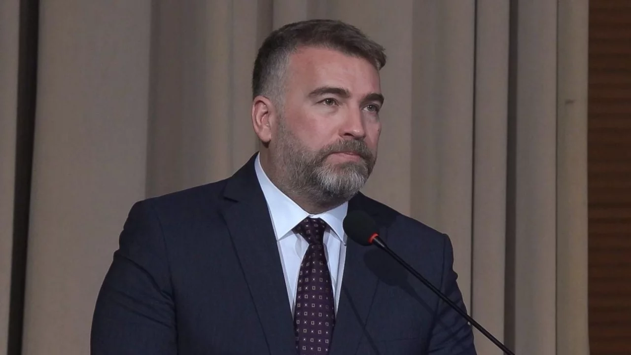 Milli Eğitim Bakan Yardımcılığına atanan Cihad Demirli kimdir?