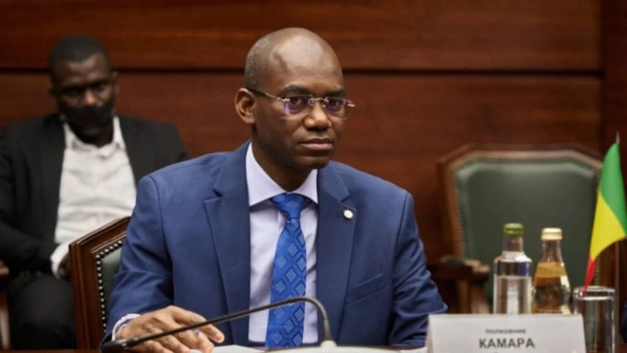 Ülke yangın yeri! Terör saldırılarında bakan öldürüldü...