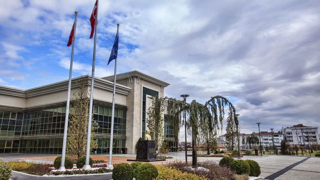 Bursa Büyükşehir'de bir daire başkanlığı daha değişti! 