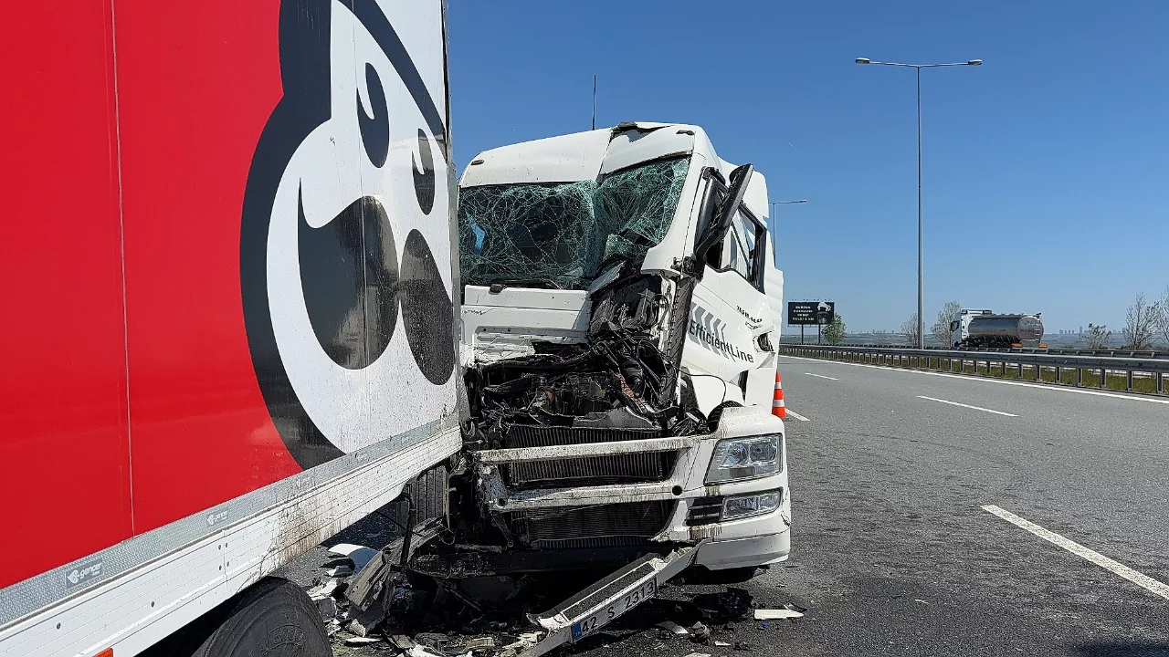 Kuzey Marmara Otoyolu'nda zincirleme kaza: 1 yaralı