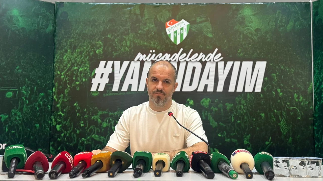 Bursaspor teknik adamı Er: "İki yıl şampiyon olmak çok önemli"