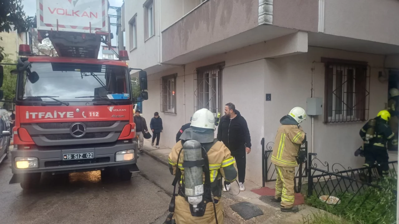 Bursa'da yangın paniği! Erken müdahale faciayı önledi...