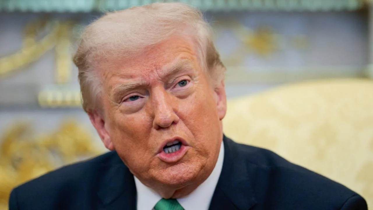 Trump'tan AB menşeli ürünlere ek vergi!
