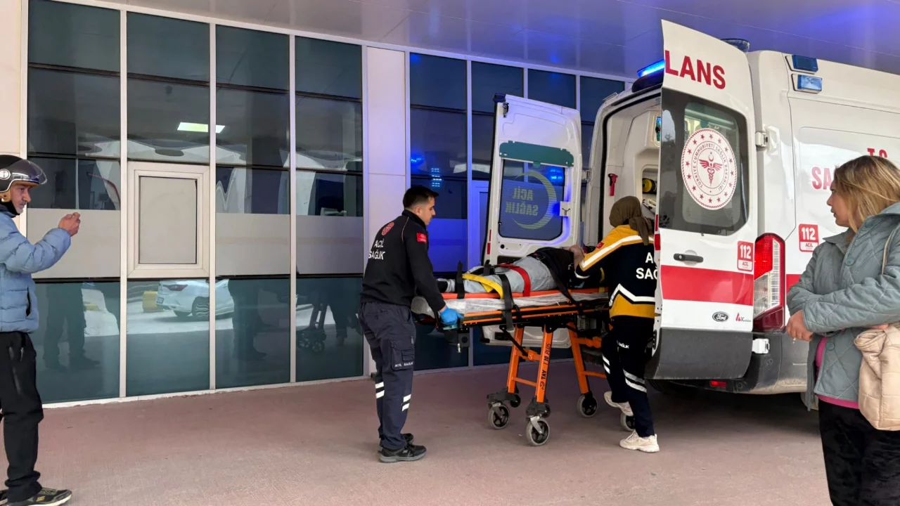 Bursa'da minibüs arkadan çarptı!