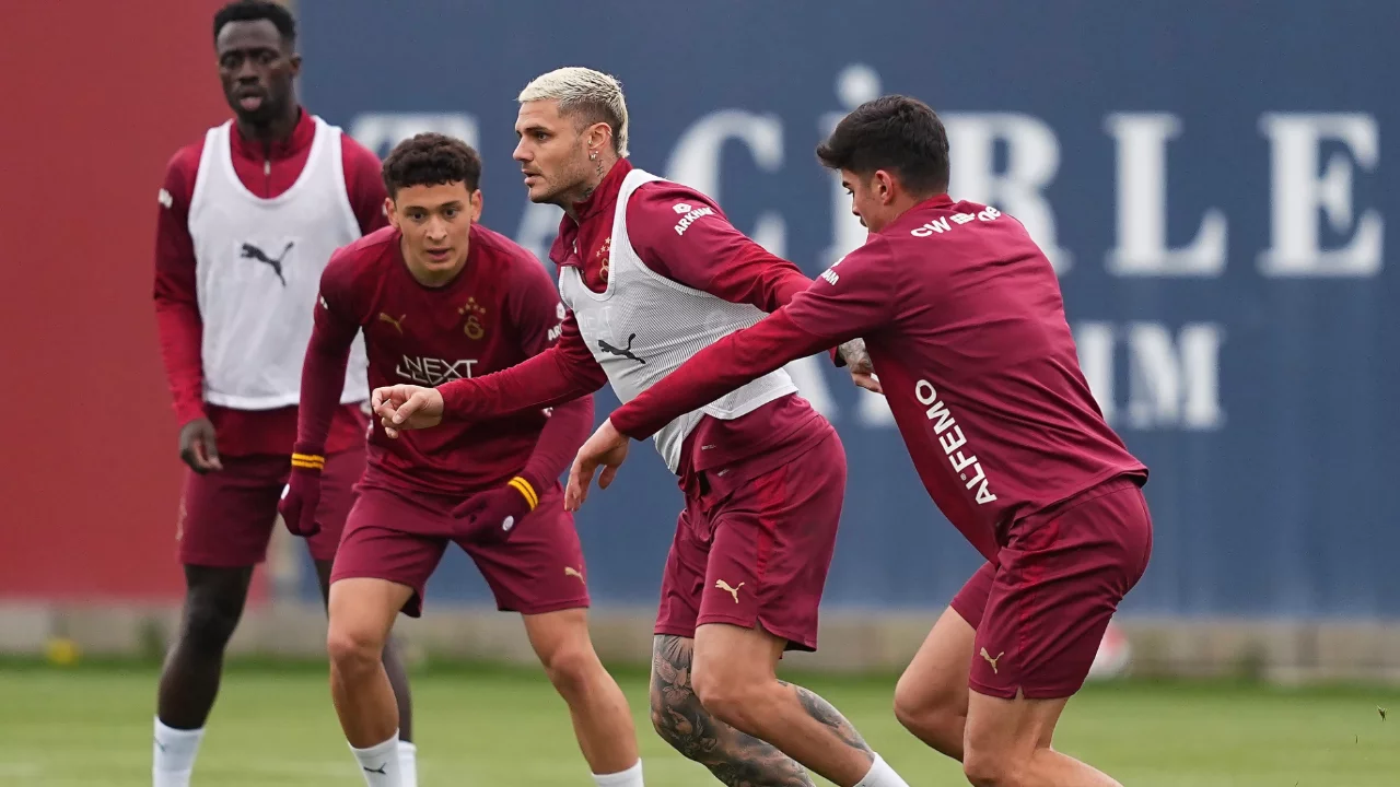 Galatasaray, Antalyaspor maçı hazırlıklarına başladı