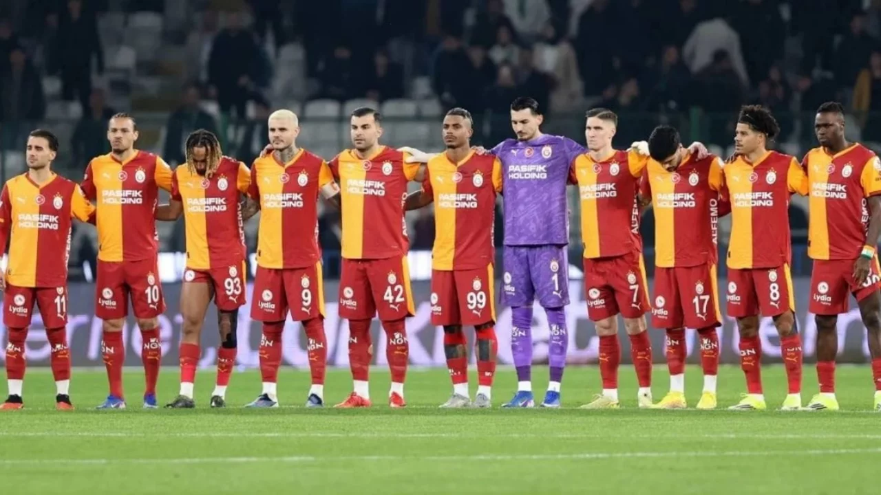 Galatasaray'da sezon bitmeden ayrılık kesinleşti: Eşyal...