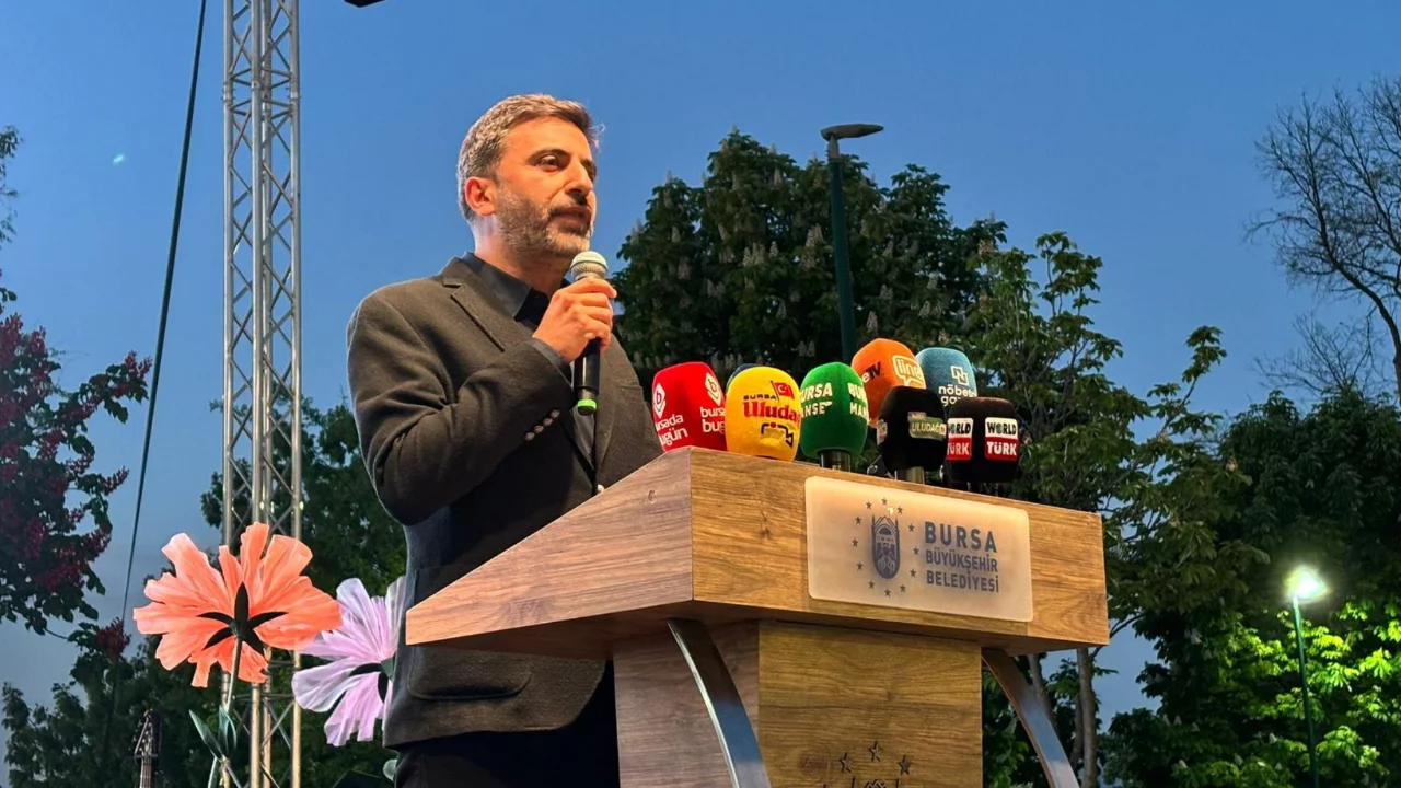 Kültürpark doldu taştı! Başkan Vekili Osman Şahin'den b...