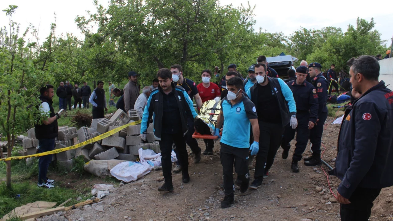 Aksaray'da kuyu temizliği faciası: Hayatını kaybedenler var...