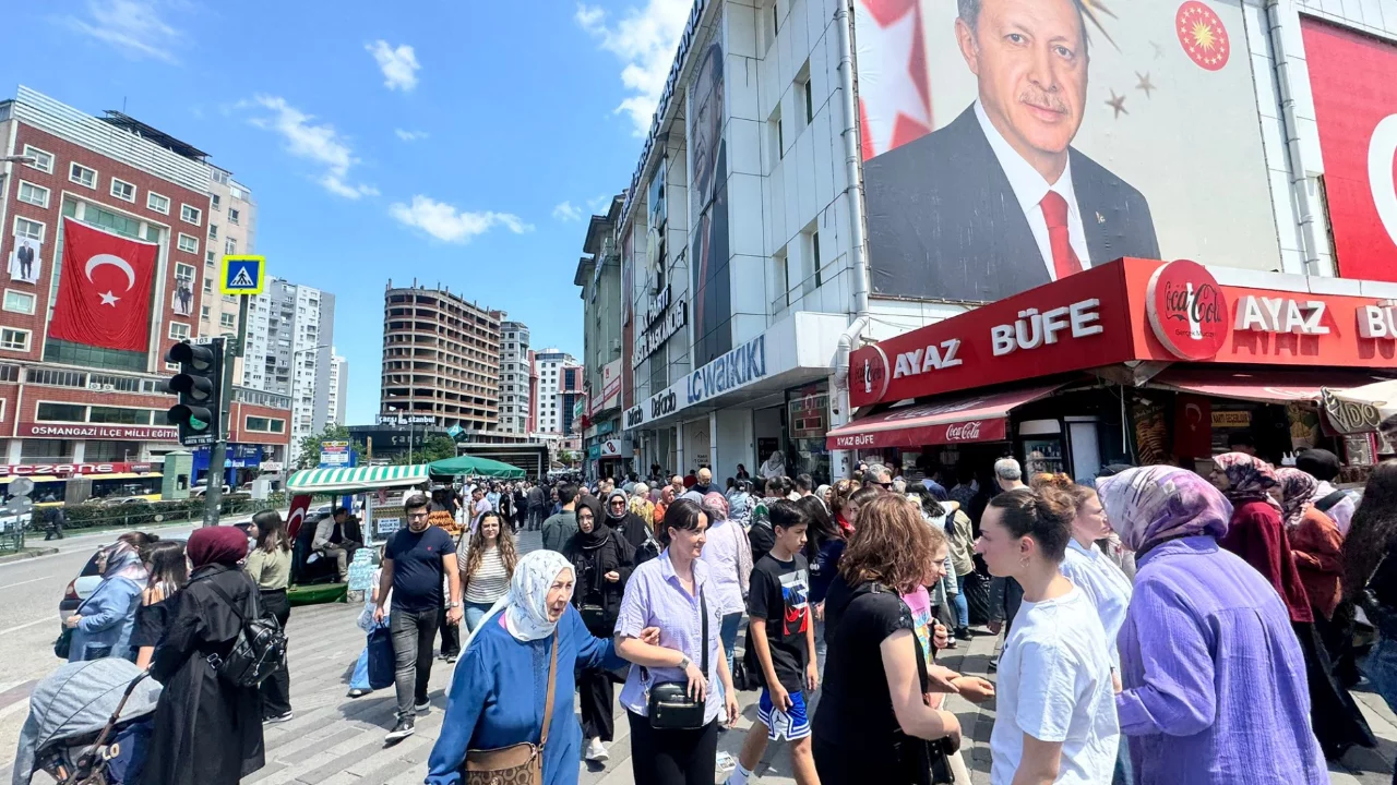 Ücretsiz ulaşım Bursa'da bayram coşkusunu artırdı 