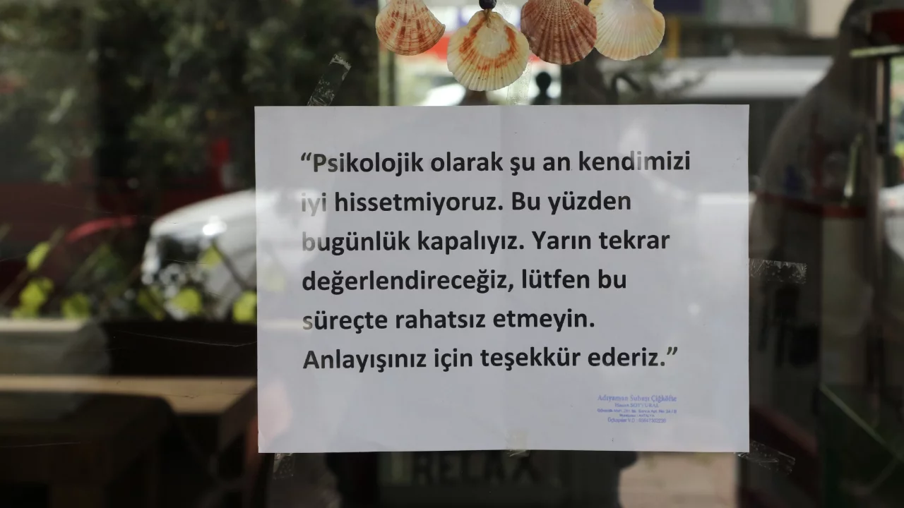Esnafın dükkana astığı not şoke etti! 