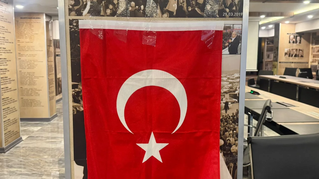 CHP Bursa İl Başkanlığı'nda dikkat çeken detay! 