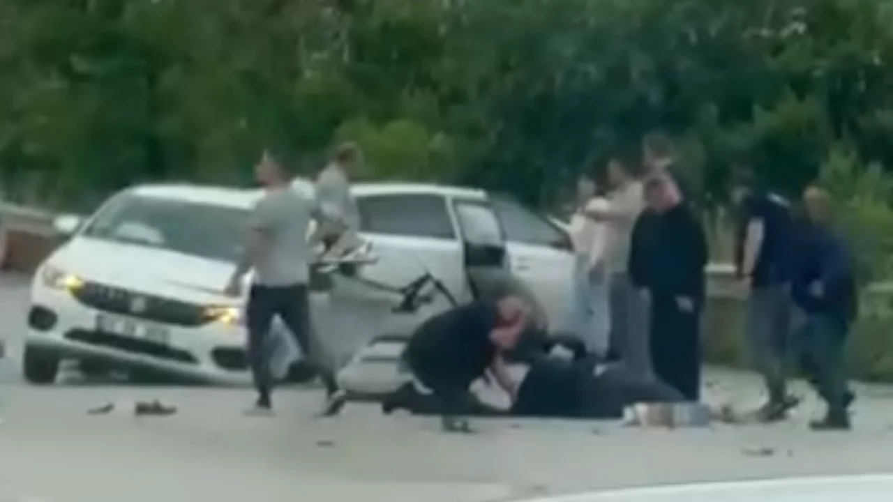 Bursalı savcı çiftin karıştığı feci kazada 3 kişi hayatını kaybetti!