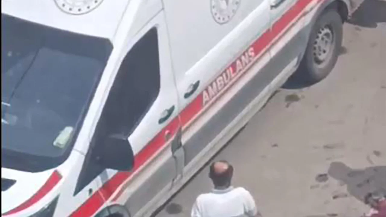 Adana'da sokak ortasında silahlı çatışma! 26 yaşında hayata veda etti...