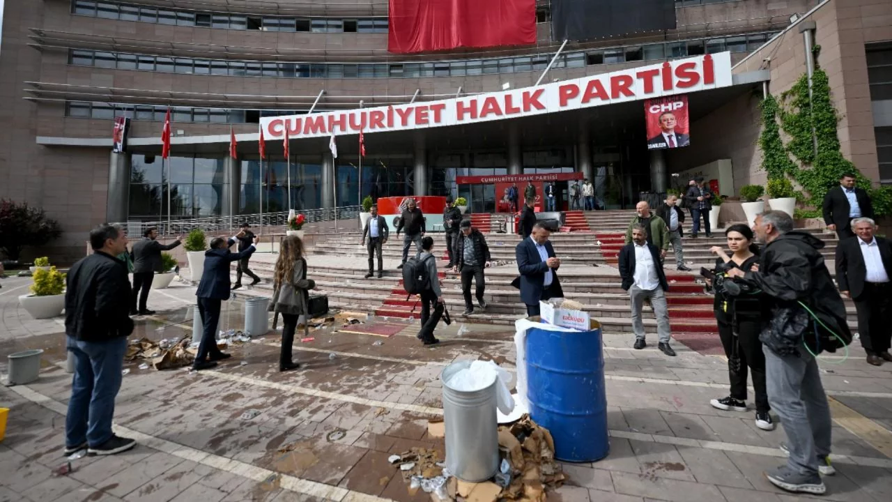 AK Parti'den CHP Genel Merkezi'nin tahliyesine ilişkin ilk yorum!