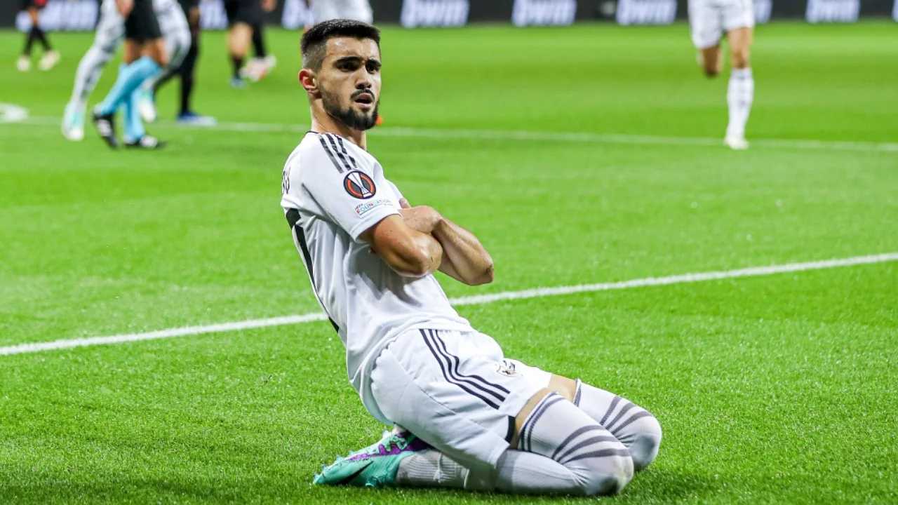 Bursaspor'dan bir transfer bombası daha! Anlaşma tamam, geliyor...