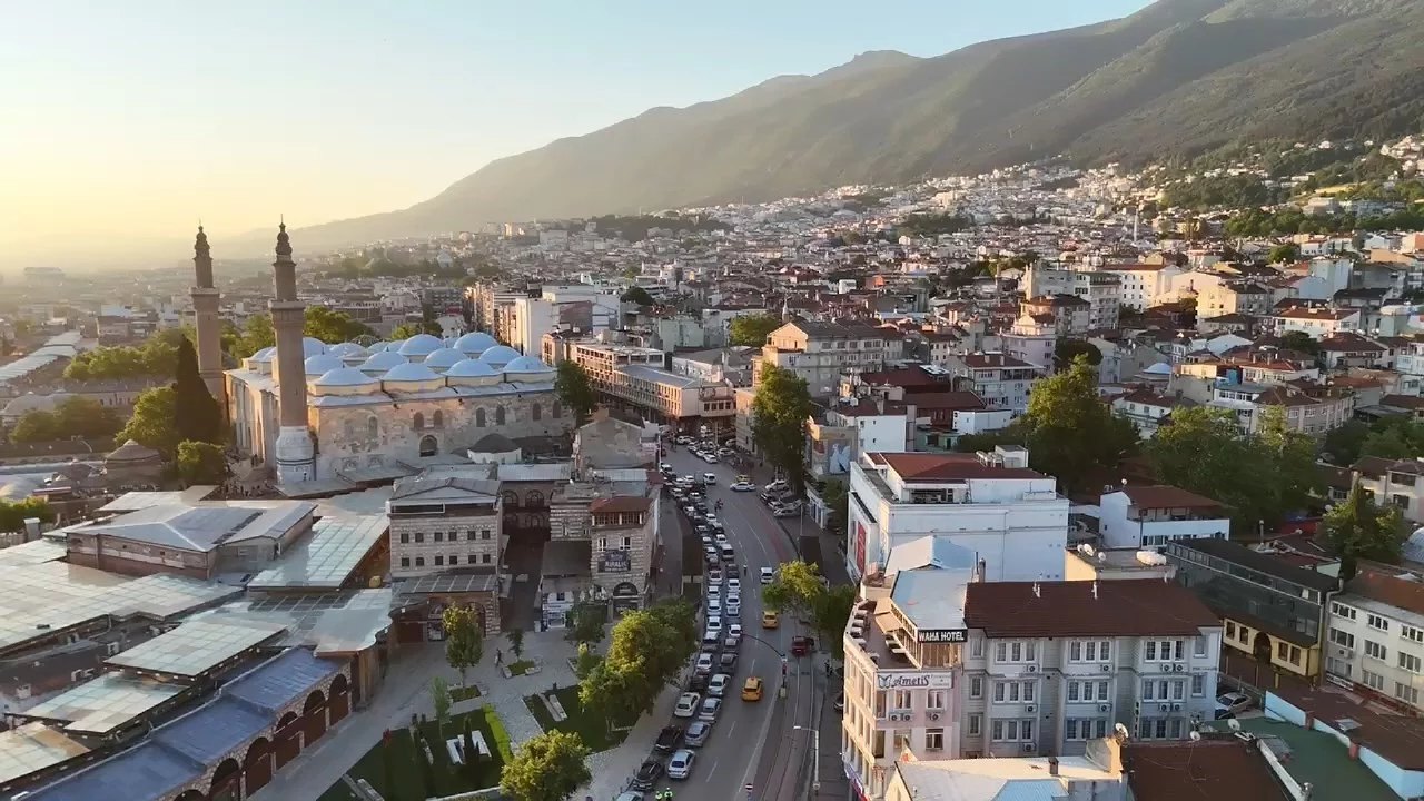 Bursa'da bayram sabahı camiler doldu taştı