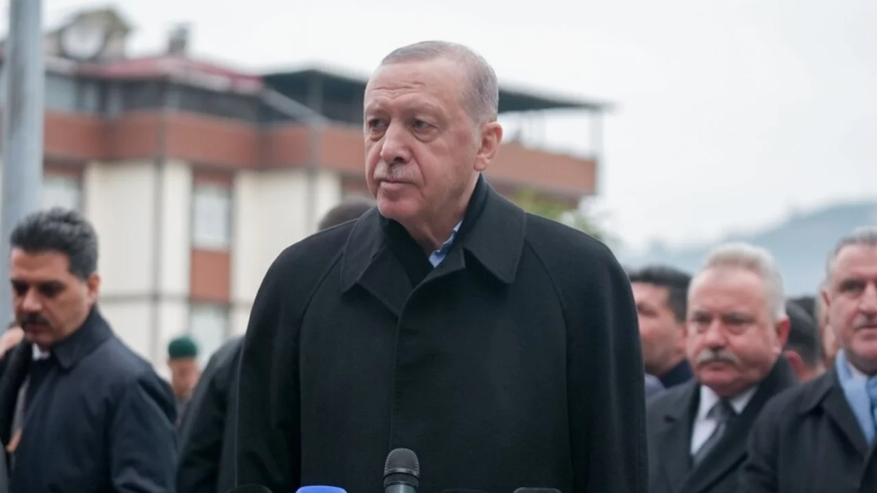Erdoğan namaz çıkışı konuştu! Netanyahu için çarpıcı mesaj
