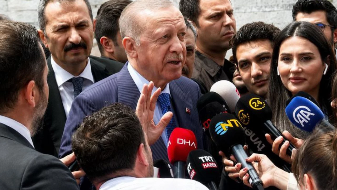 Cumhurbaşkanı Erdoğan'a lokum ikram edildi, verdiği yanıt bomba!
