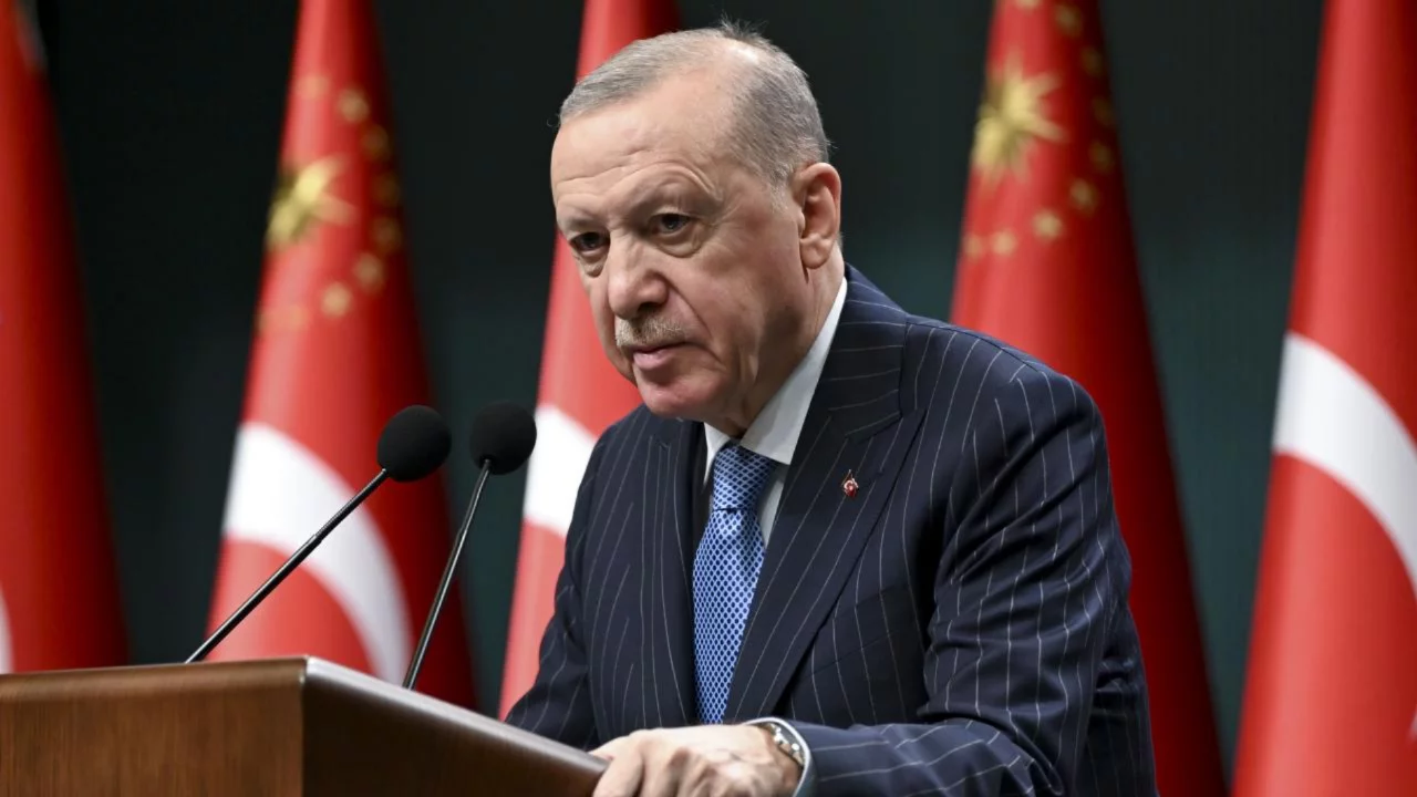 Cumhurbaşkanı Erdoğan'dan çarpıcı açıklamalar: "Yerel yönetimler merkezli skandallar asla mazur görülemez"