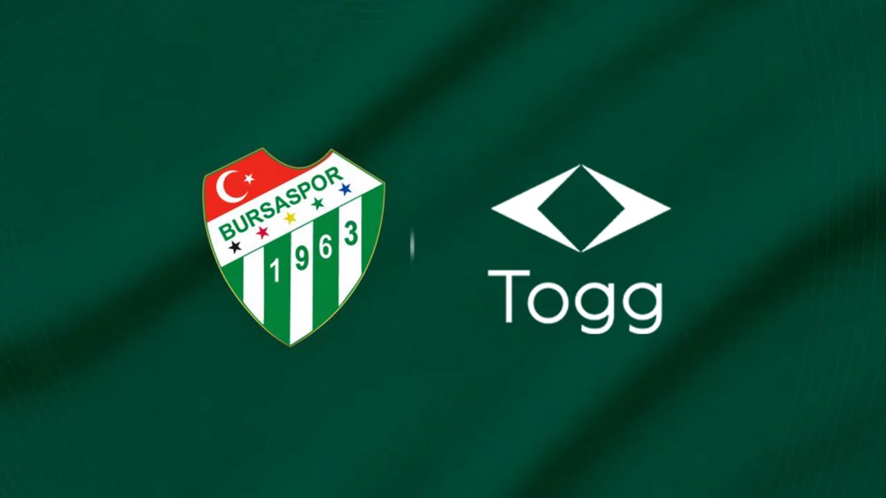 Bursaspor'da sponsorluk müjdesi! Otomotiv devi ile anlaşma uzatıldı...