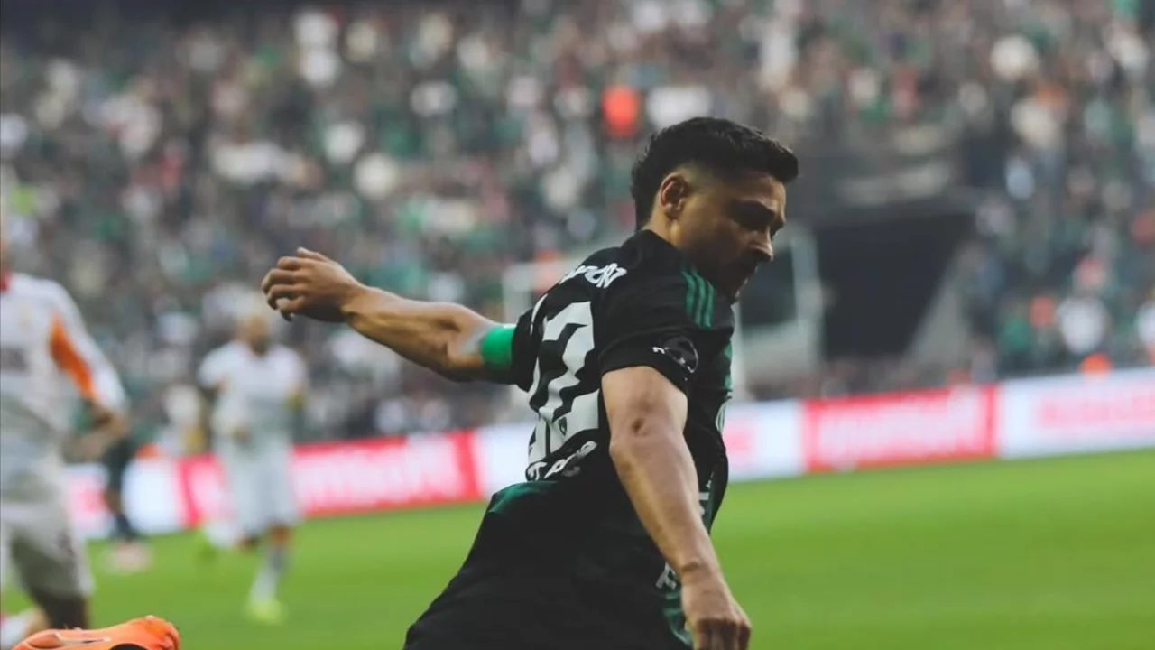 Kocaelispor'da kaptan Ahmet Oğuz ile yollar ayrıldı