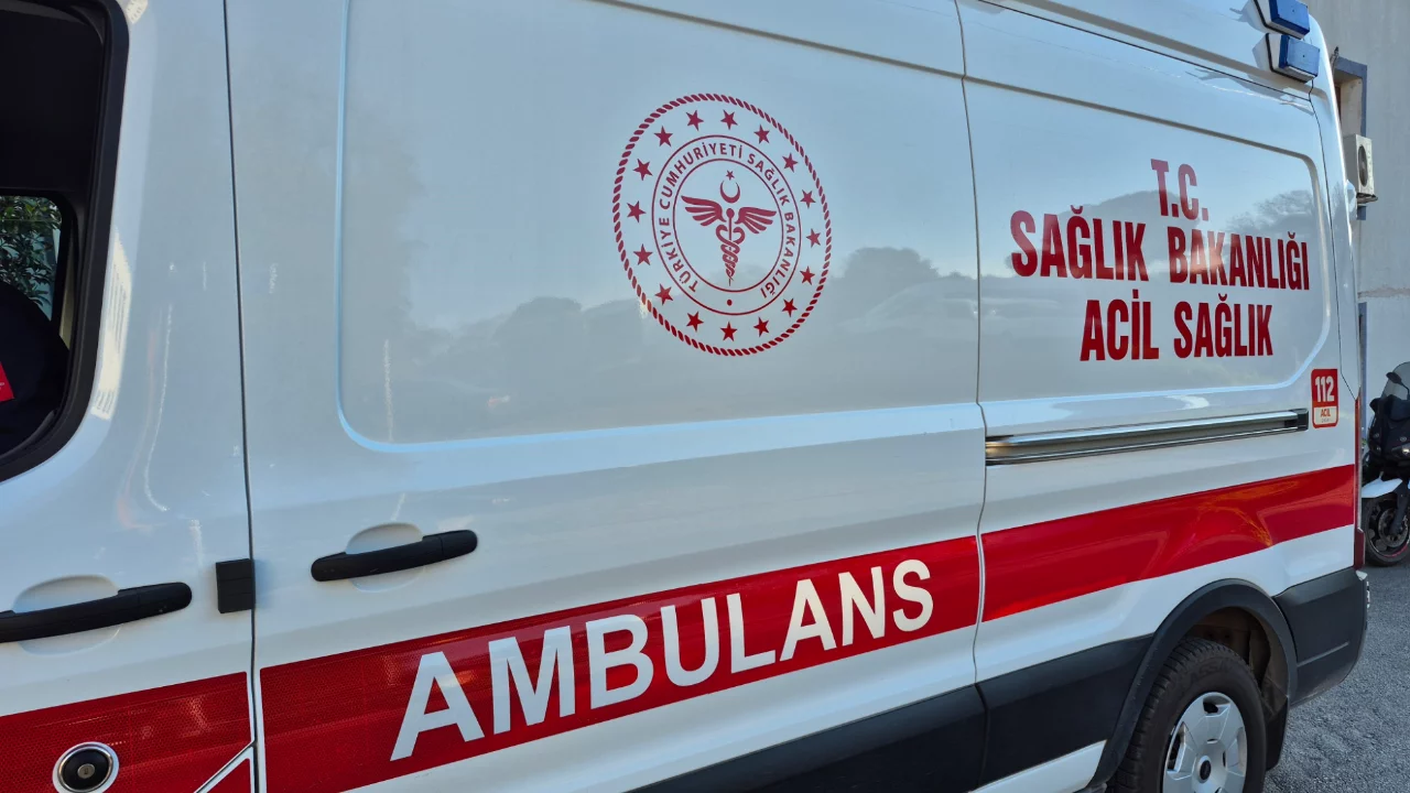 Balkondan düşen çocuk tüm müdahalelere rağmen kurtarılamadı