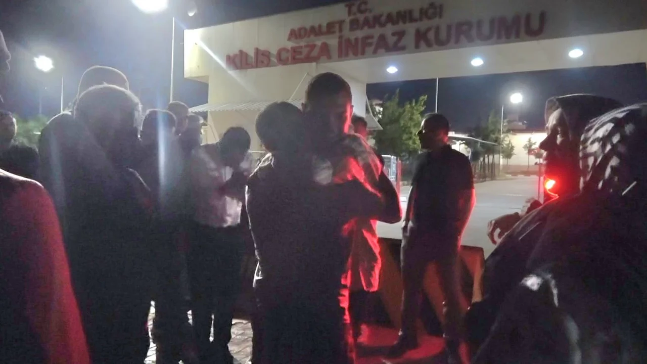 CHP'ye yönelik yürütülen soruşturmada flaş gelişme! İl başkanı tahliye edildi...