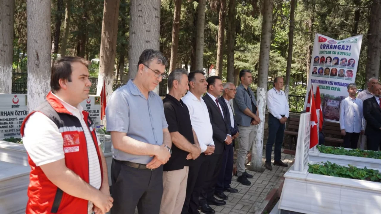 Bursalı şehit polis şehadetinin yıldönümünde anıldı