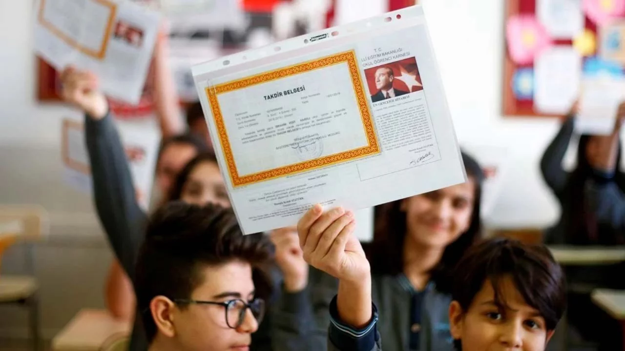 Bursalı öğrencilere müjde! Yüz binlerce bilet bedava olacak...