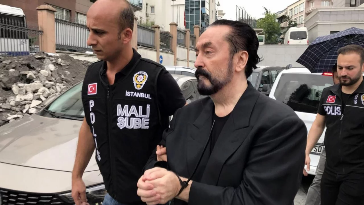Adnan Oktar soruşturmasında ünlü fenomen için gözaltı kararı!