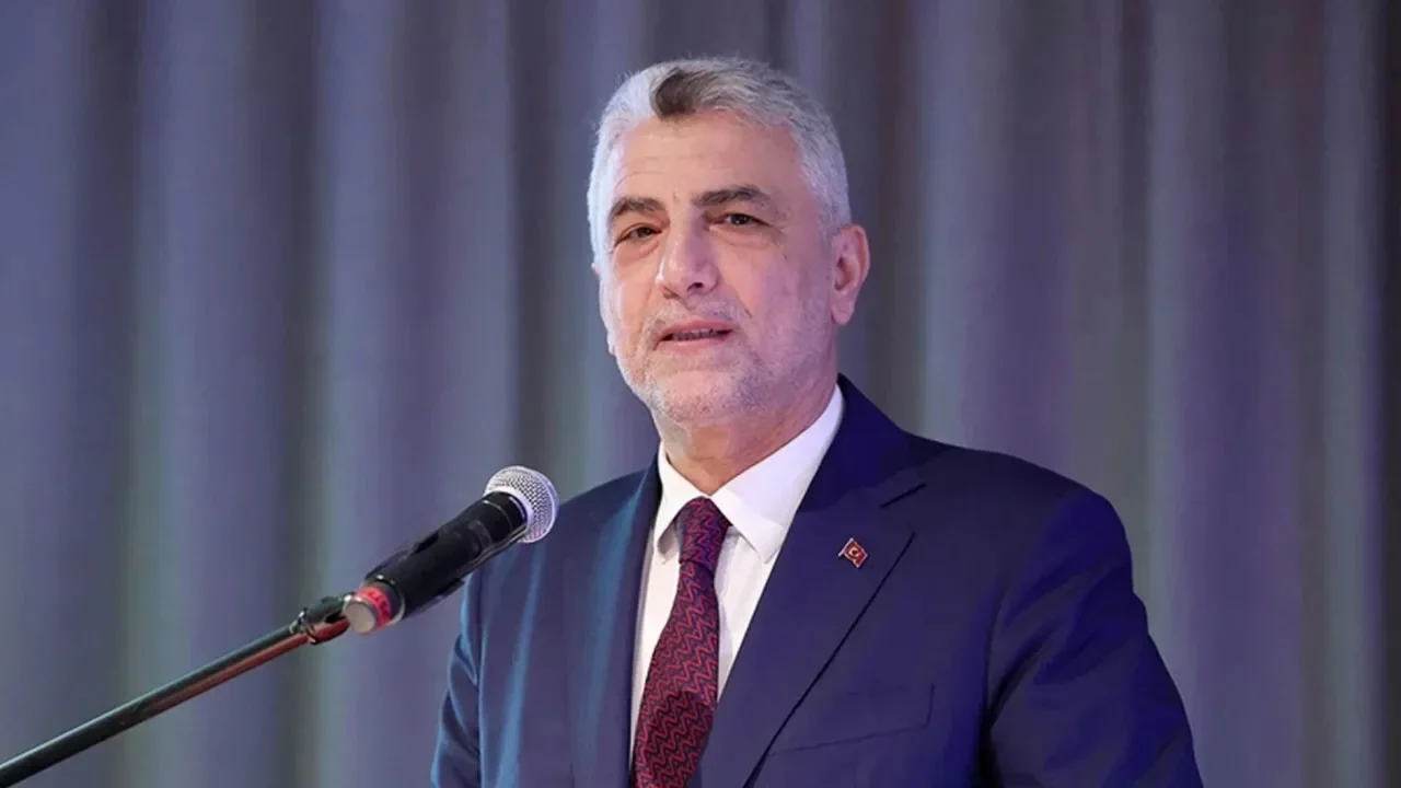 Bakan Bolat duyurdu! Dış ticaret açığı son 9 ayın en düşük seviyesine indi 